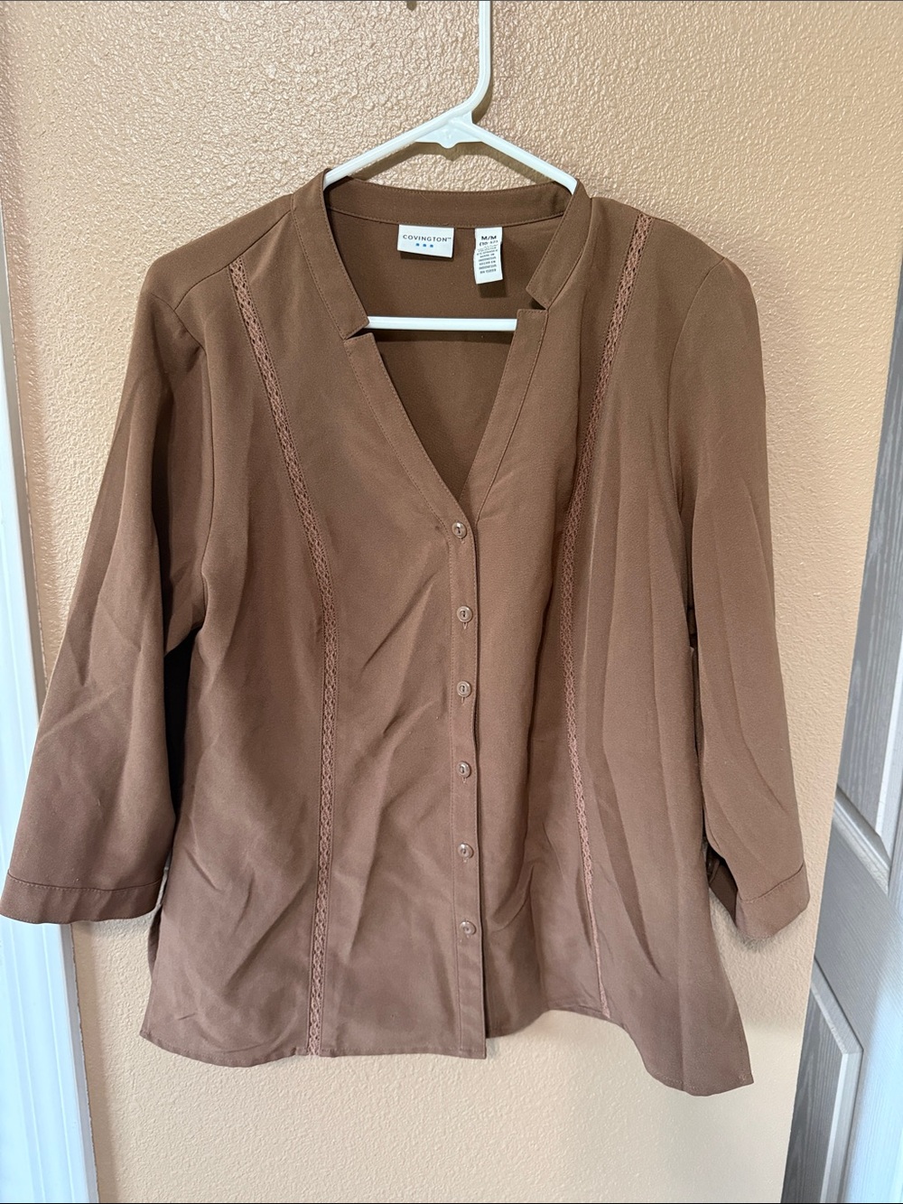 🥳 7/$10!! Covington Brown V-Neck Button-Front Blouse